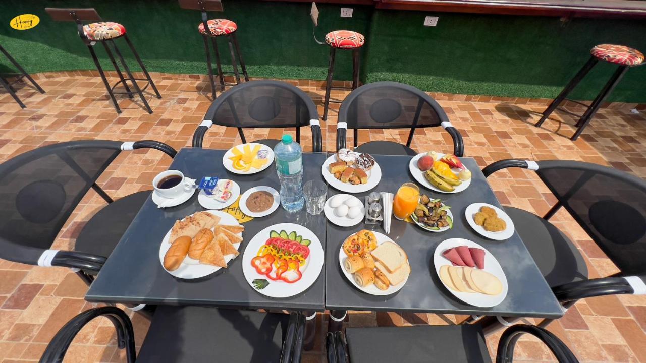 Happy View Inn Kafrat al Jabal Bagian luar foto