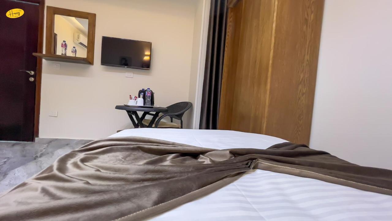 Happy View Inn Kafrat al Jabal Bagian luar foto