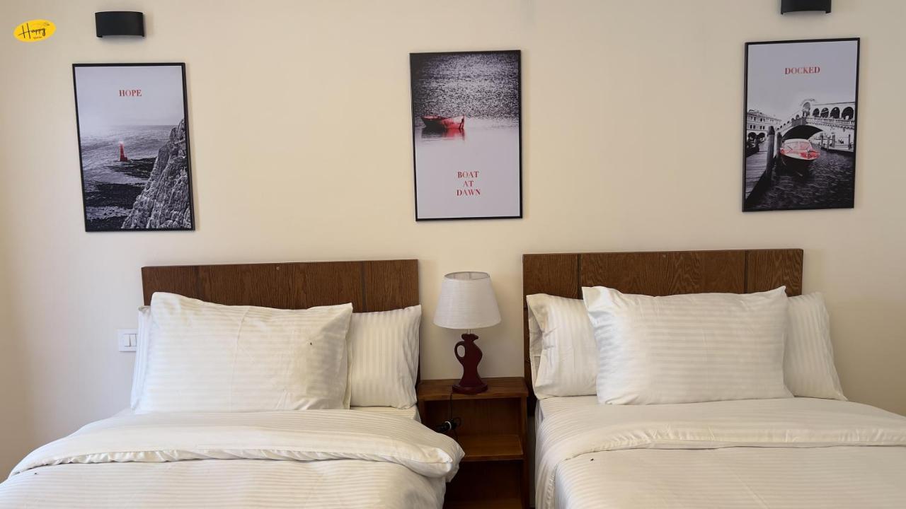 Happy View Inn Kafrat al Jabal Bagian luar foto